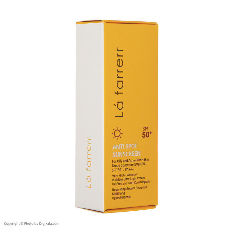کرم ضد آفتاب بدون رنگ لافارر، مدل SPF50، مناسب پوست چرب و مستعد آکنه و حجم 40 میلیلیتر، محافظت کننده در برابر اشعه UVAو UVB، فاقد چربی، ضد حساسیت، غیر کومدونزا، +++PA، ضد لک، جوش و آکنه، تنظیم کننده ترشح چربی، با ماندگاری 2 ساعته