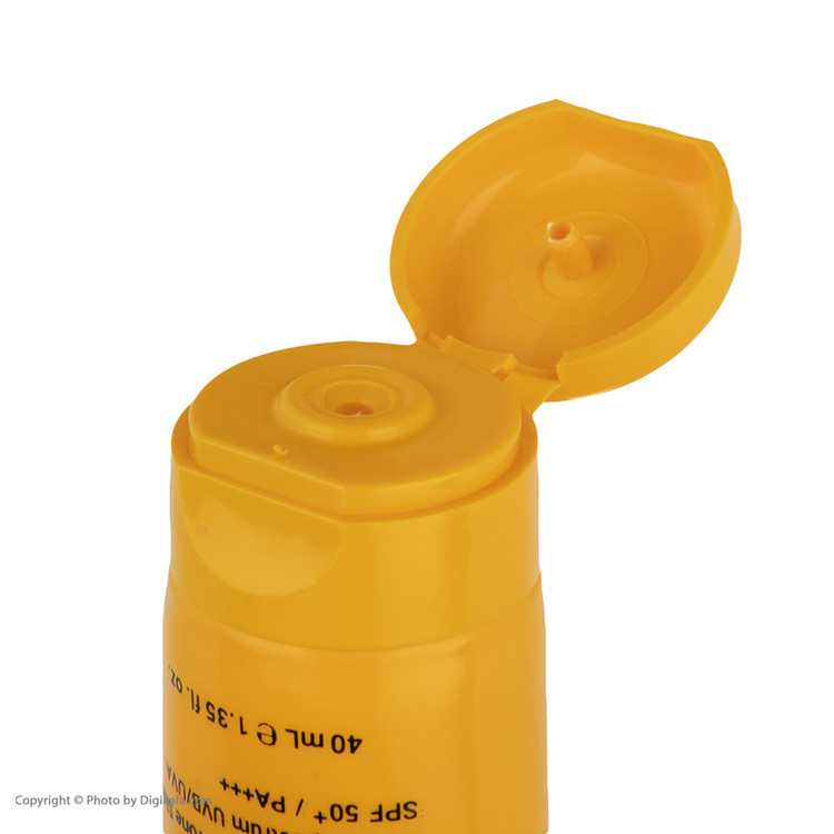 کرم ضد آفتاب بدون رنگ لافارر، مدل SPF50، مناسب پوست چرب و مستعد آکنه و حجم 40 میلیلیتر، محافظت کننده در برابر اشعه UVAو UVB، فاقد چربی، ضد حساسیت، غیر کومدونزا، +++PA، ضد لک، جوش و آکنه، تنظیم کننده ترشح چربی، با ماندگاری 2 ساعته