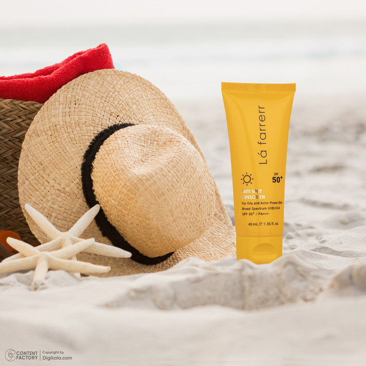 کرم ضد آفتاب بدون رنگ لافارر، مدل SPF50، مناسب پوست چرب و مستعد آکنه و حجم 40 میلیلیتر، محافظت کننده در برابر اشعه UVAو UVB، فاقد چربی، ضد حساسیت، غیر کومدونزا، +++PA، ضد لک، جوش و آکنه، تنظیم کننده ترشح چربی، با ماندگاری 2 ساعته